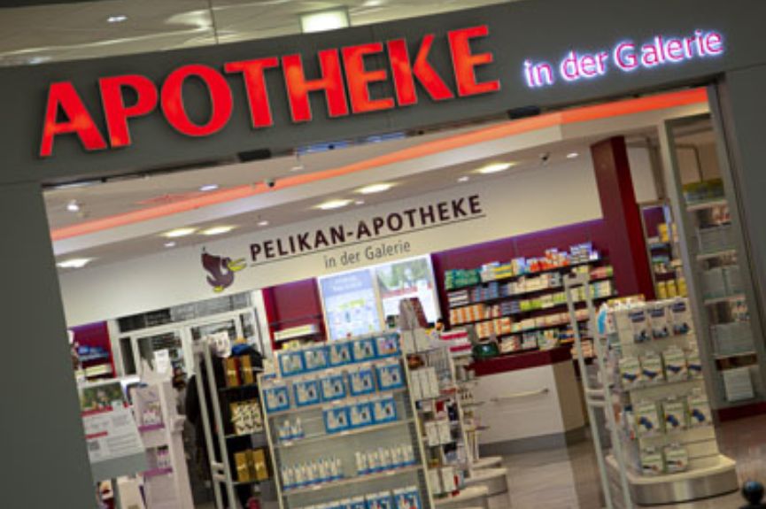 Pelikan-Apotheke in der Galerie