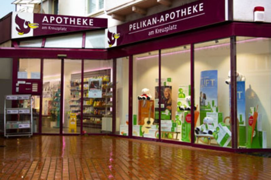 Pelikan-Apotheke am Kreuzplatz