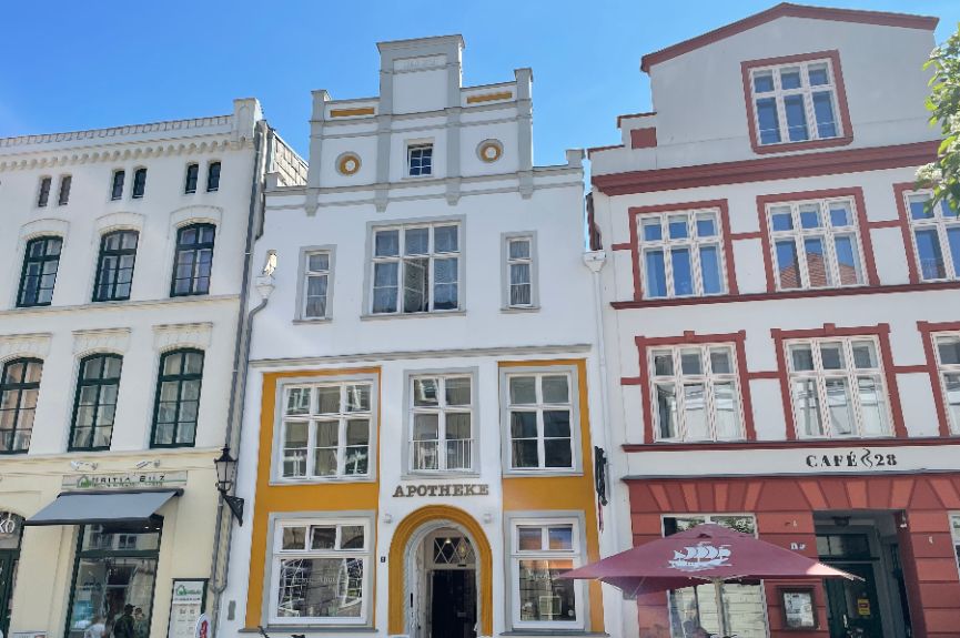 Hirsch-Apotheke