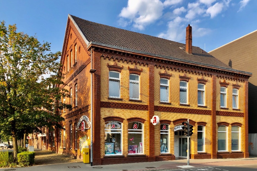 Burg Apotheke
