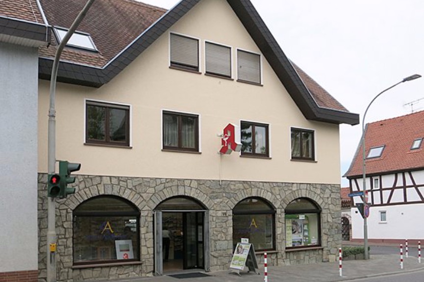 Ahorn Apotheke