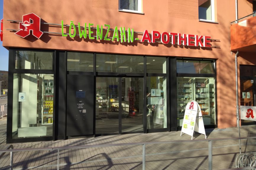 Löwenzahn-Apotheke