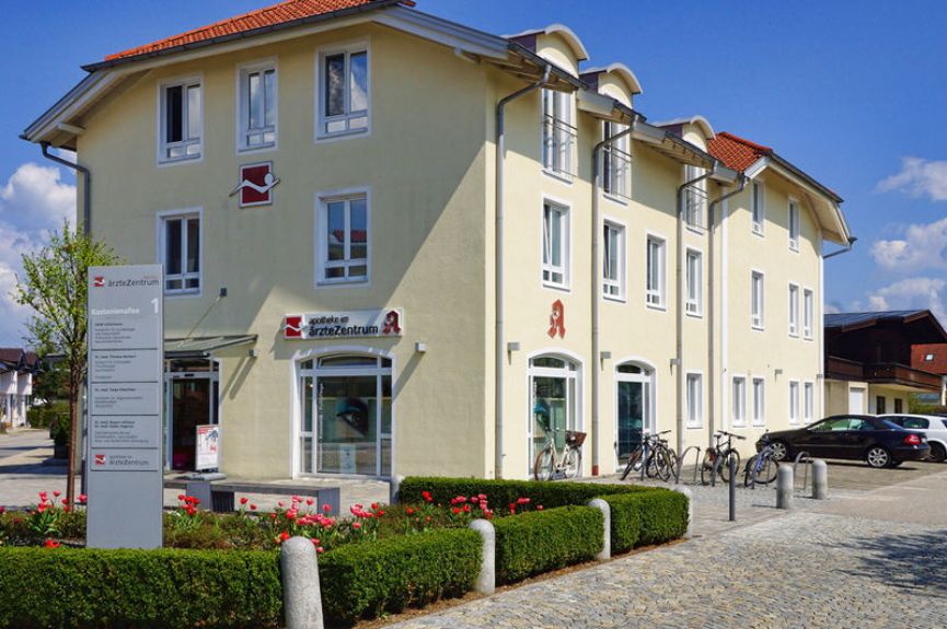 Apotheke im ärzteZentrum