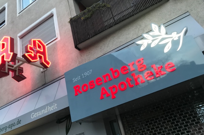 Rosenberg-Apotheke am Hölderlinplatz
