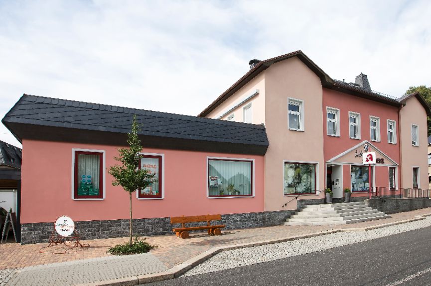 Löwen Apotheke