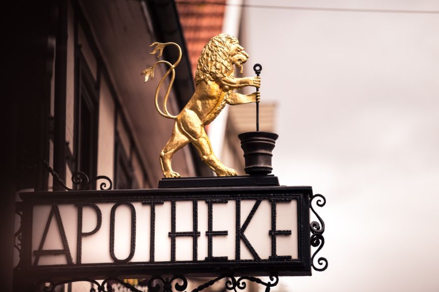 Löwen Apotheke
