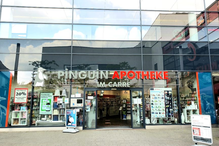 Pinguin Apotheke im Carré
