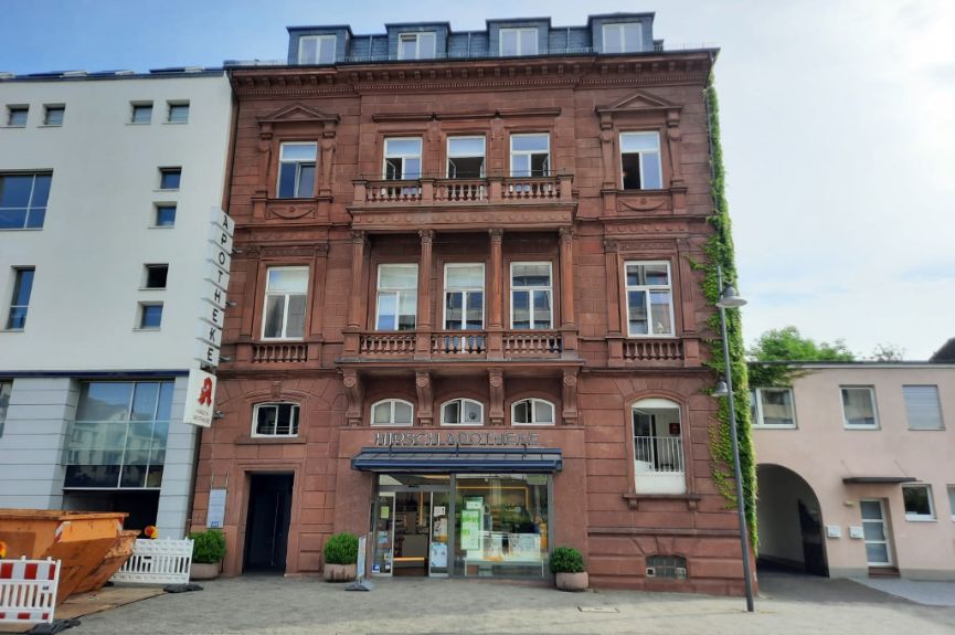 Hirsch-Apotheke