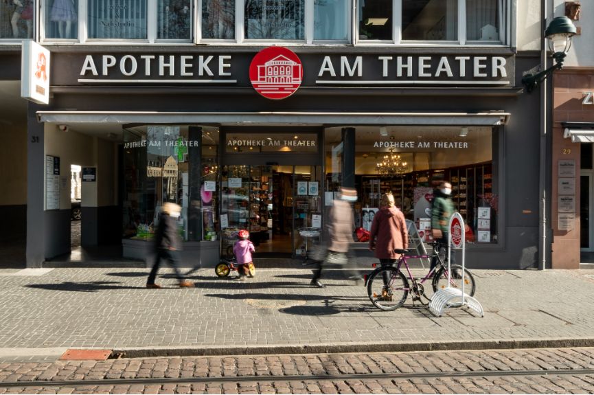 Apotheke am Theater