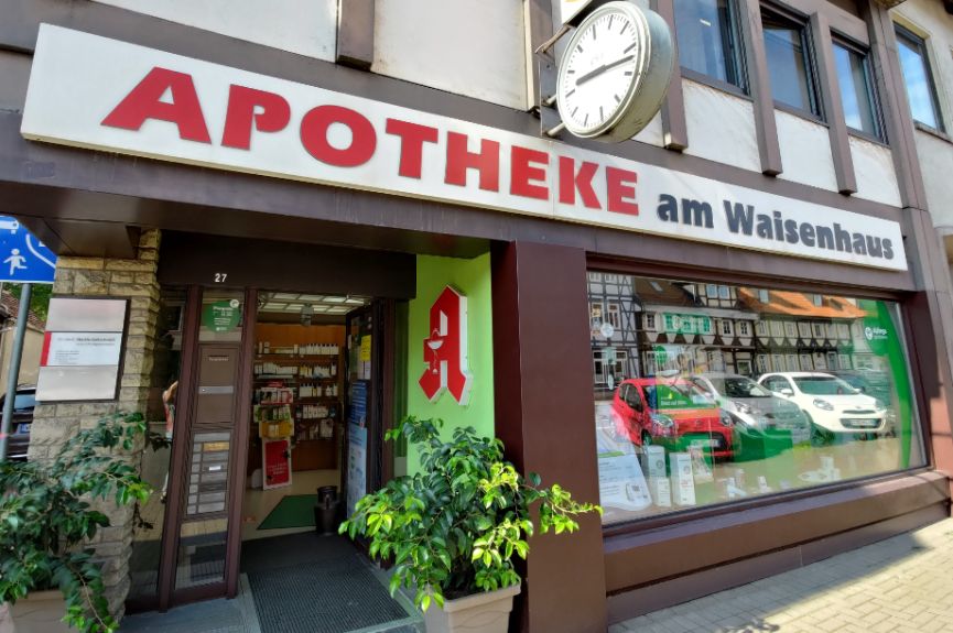 Apotheke am Waisenhaus