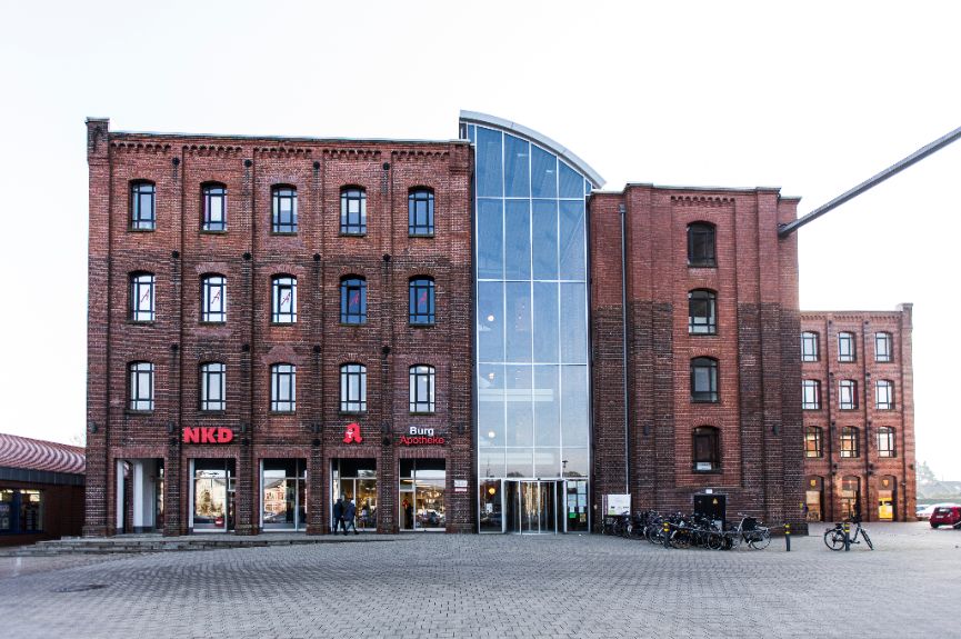 Burg Apotheke