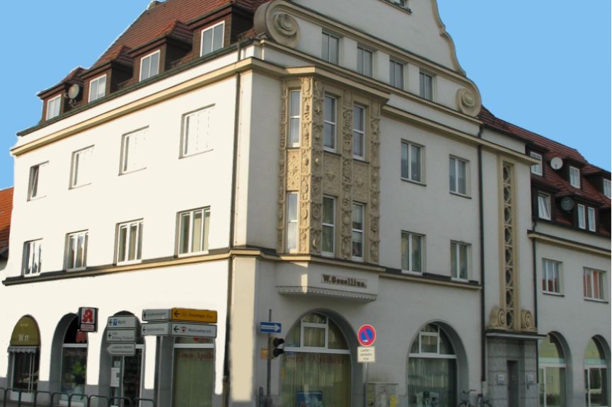 Löwen-Apotheke