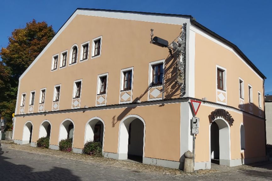 St. Nepomuk-Apotheke