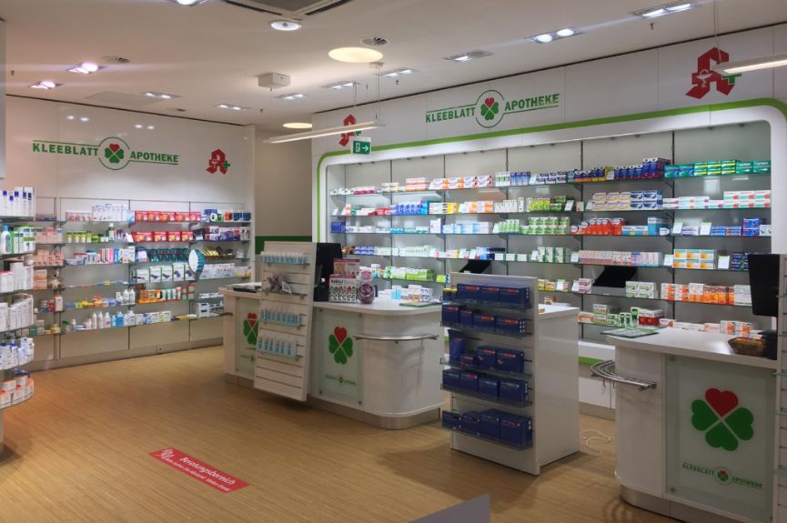 Kleeblatt Apotheke im real Bilk