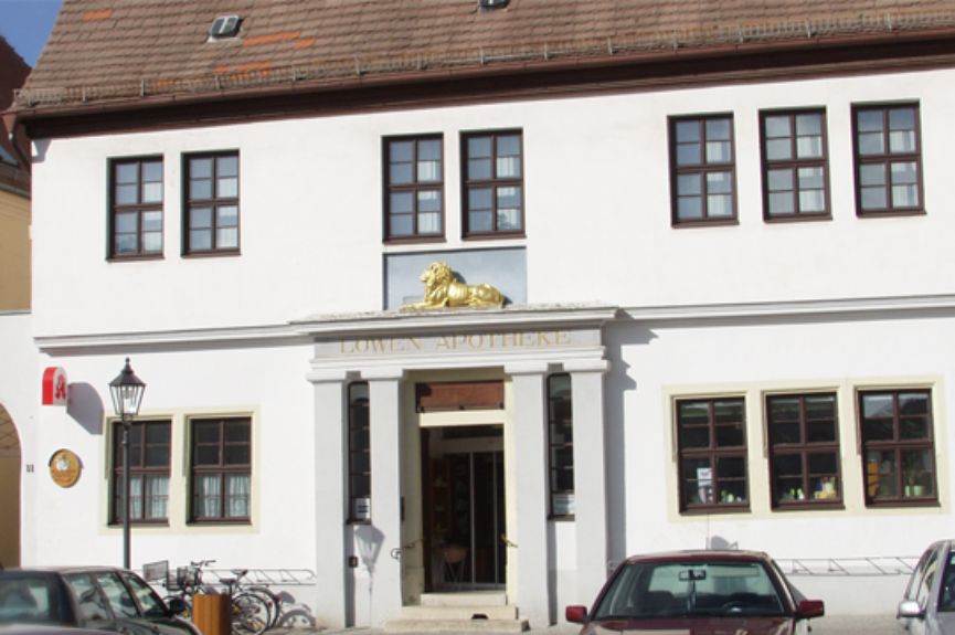 Löwen-Apotheke