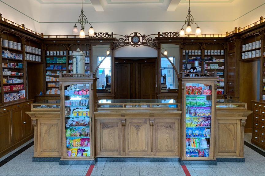 Löwen Apotheke