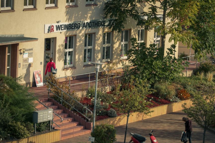 WEINBERG-APOTHEKE