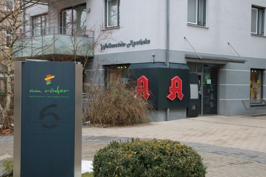 Wallenstein-Apotheke am Röder