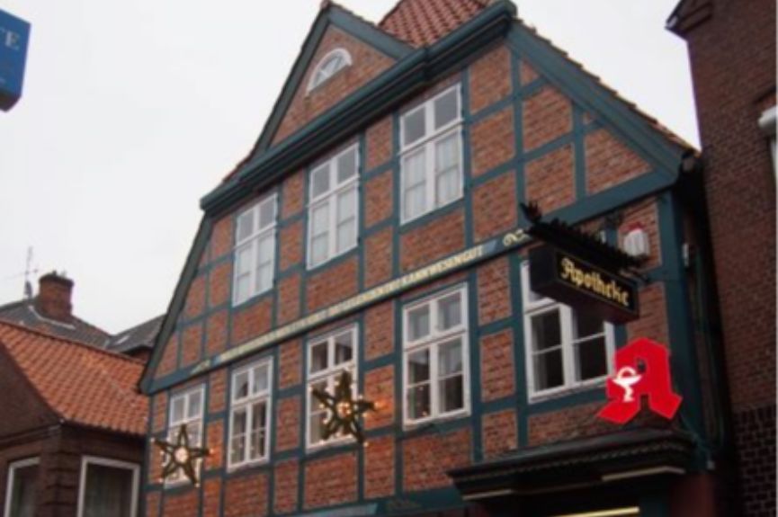 Schwan Apotheke OHG