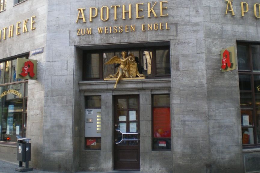 Apotheke zum weissen Engel