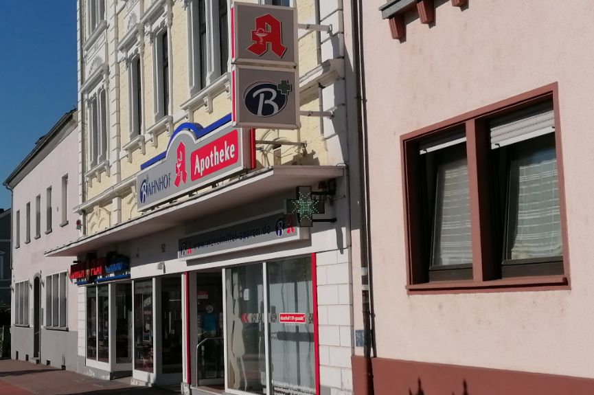 Bahnhof-Apotheke
