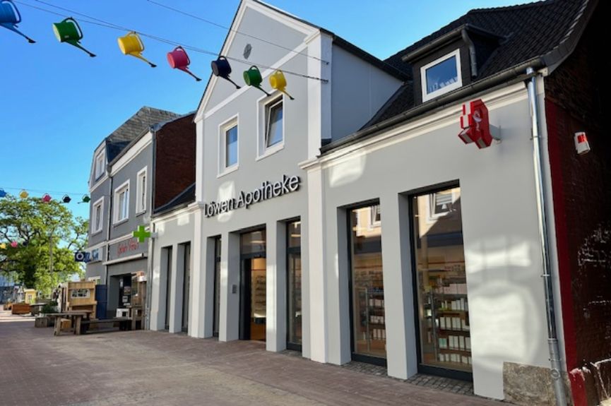 Löwen Apotheke