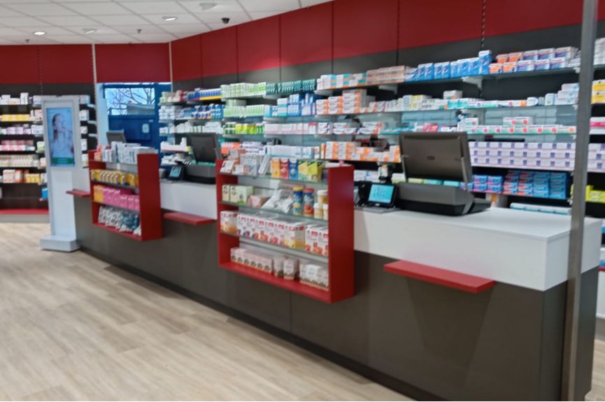 Apotheke im Globus