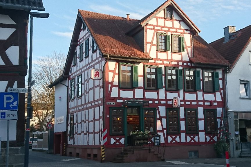 Schloß-Apotheke