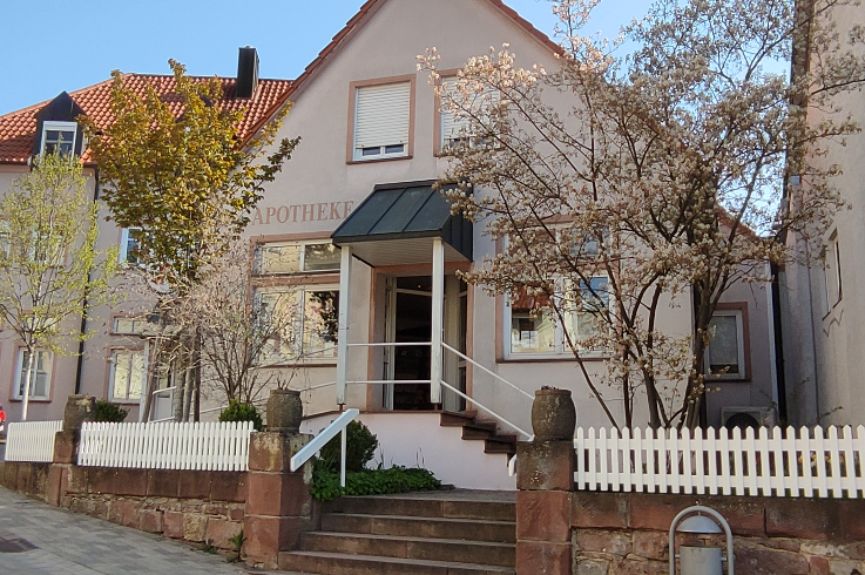 Schloß-Apotheke