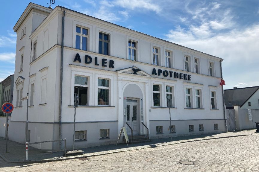 Adler-Apotheke