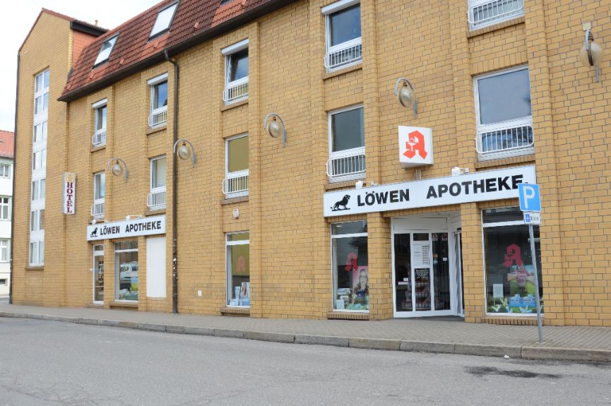 Löwen-Apotheke