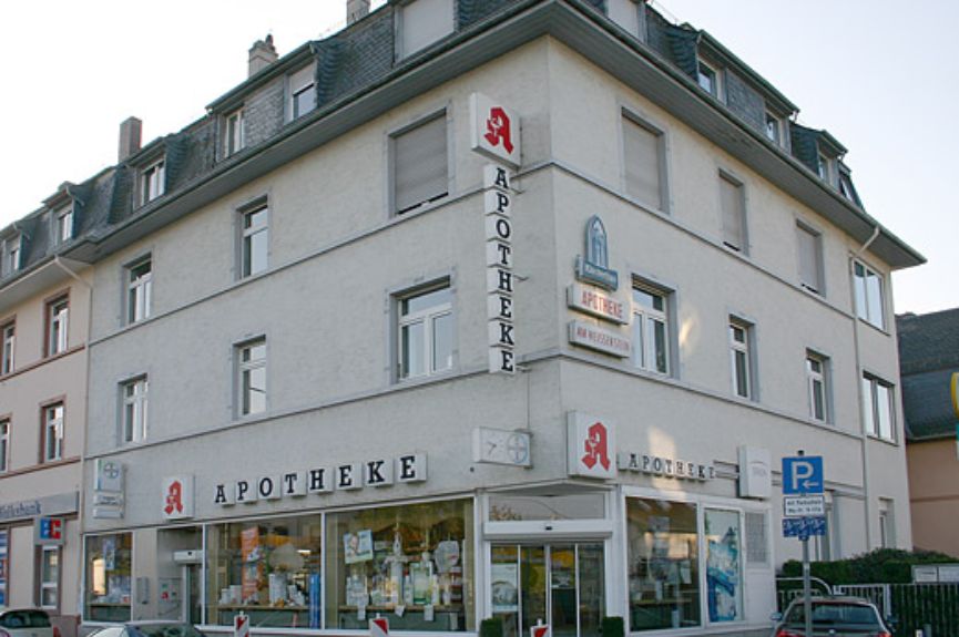 Apotheke am weißen Stein